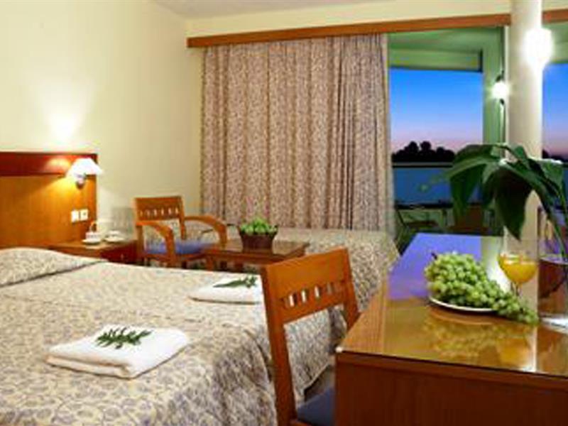 Avra Hotel Ixia (Rhodes)