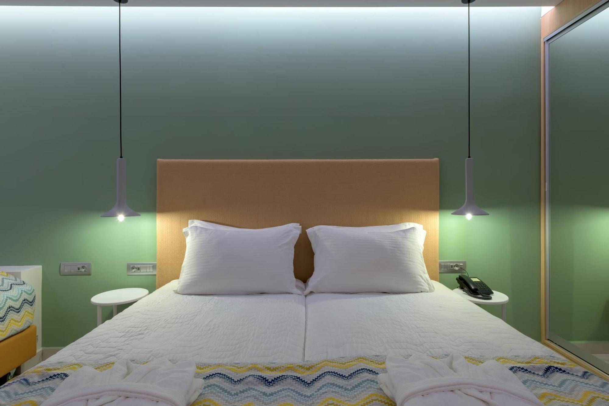 Avra Hotel
